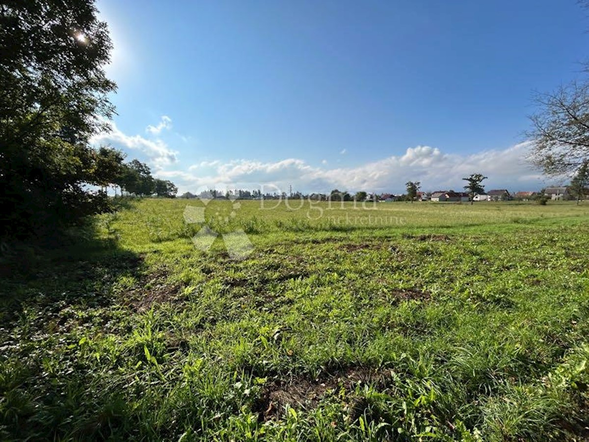 Terreno Centar, Gospić, 16.000m2