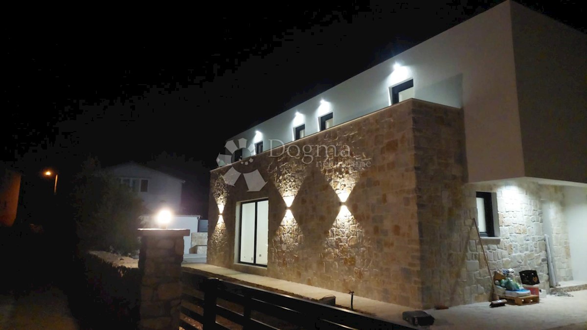 Casa Maslenica, Jasenice, 150m2