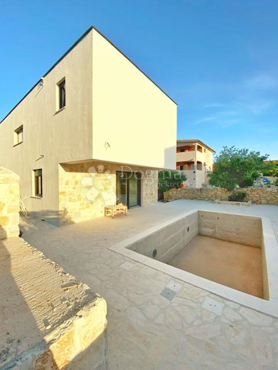 Casa Maslenica, Jasenice, 150m2