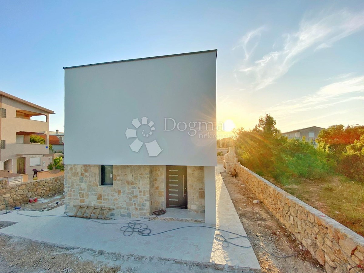 Casa Maslenica, Jasenice, 150m2