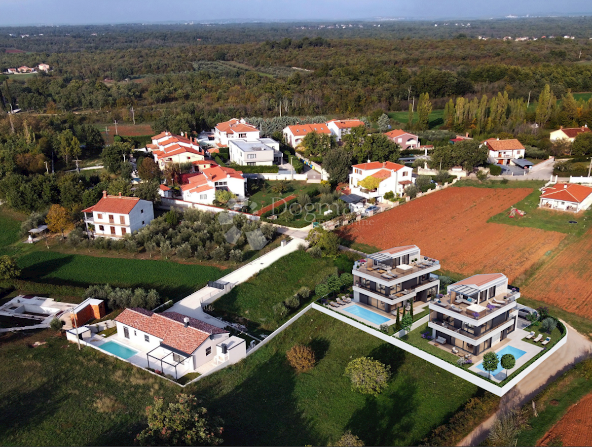 VILLA MODERNA CON PISCINA, A 4 KM DAL MARE