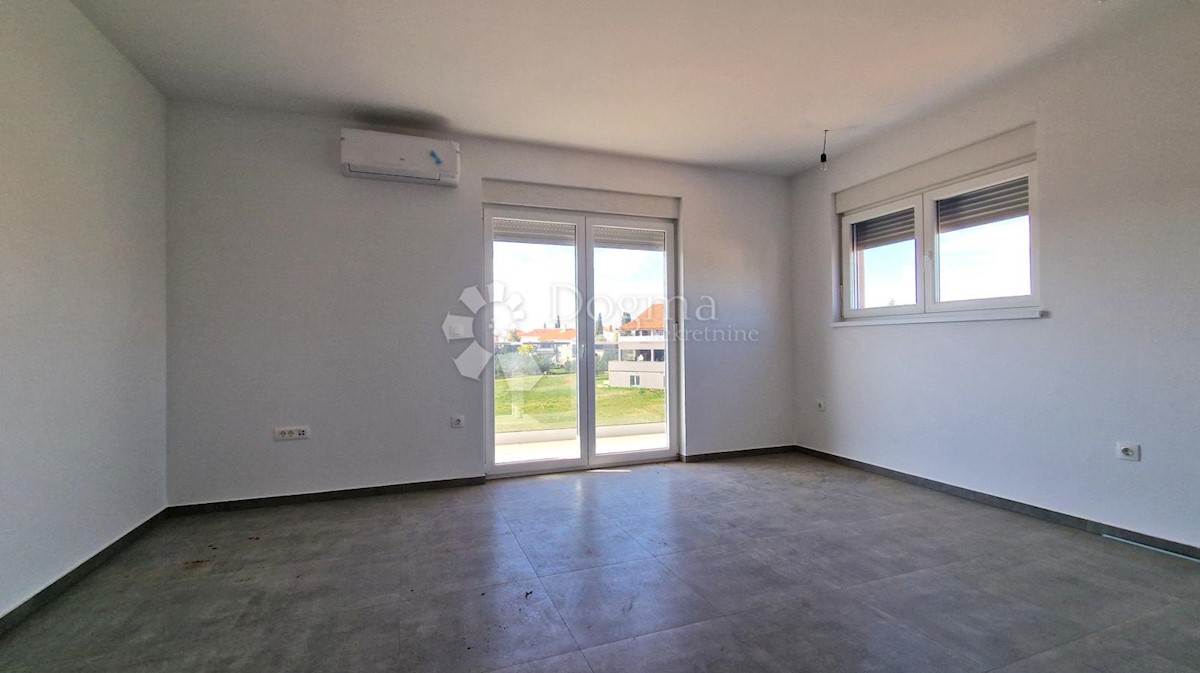 Spazioso appartamento con garage e 2 balconi in bella posizione!