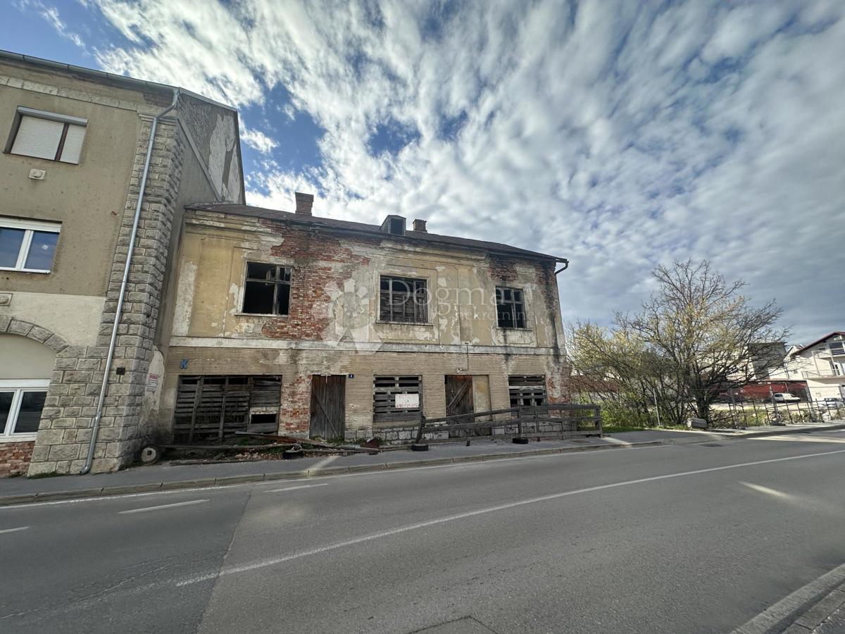 Casa Centar, Gospić, 260m2