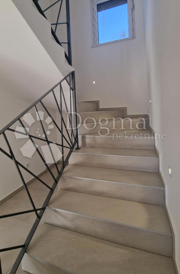 Casa Jadrija, Šibenik - Okolica, 140m2