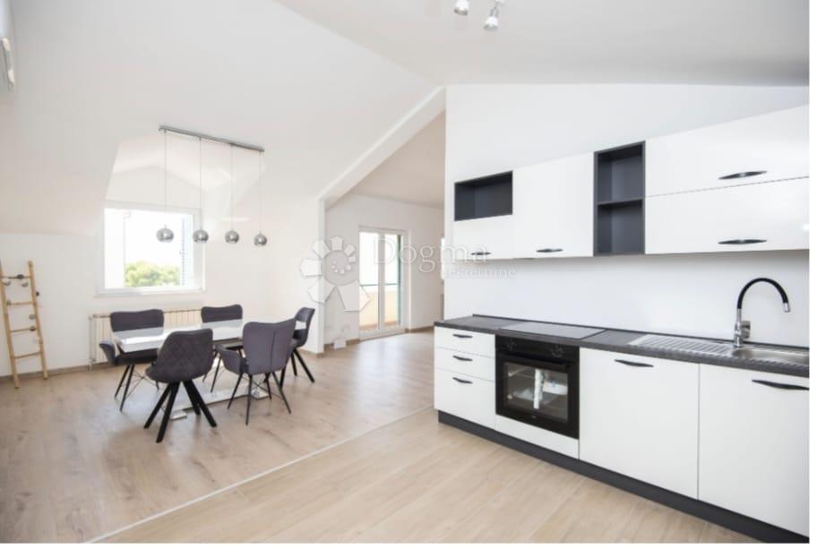 Casa Brodarica, Šibenik - Okolica, 268m2