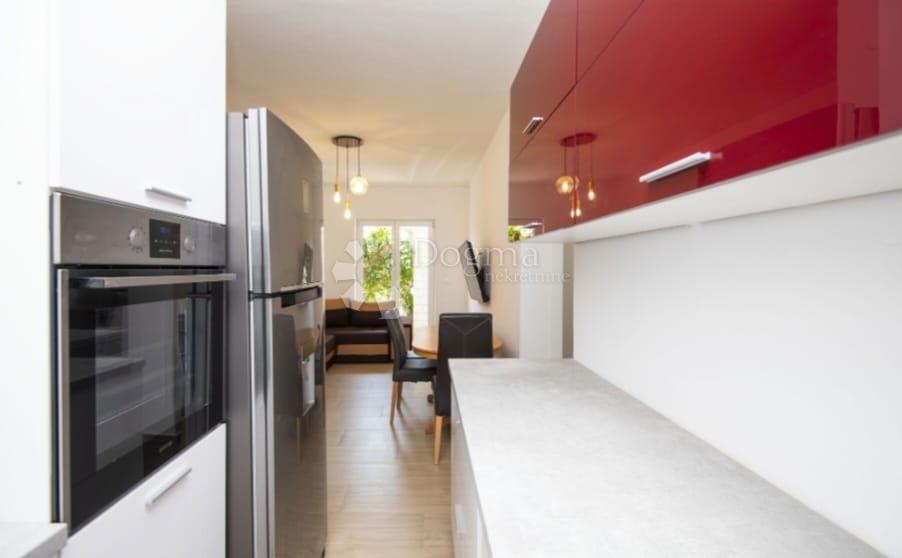 Casa Brodarica, Šibenik - Okolica, 268m2