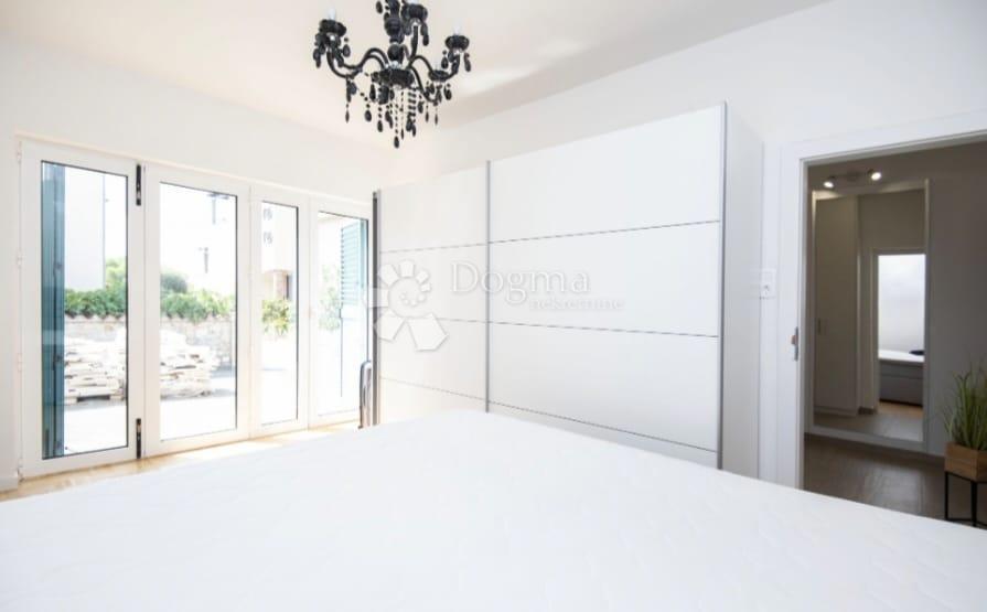 Casa Brodarica, Šibenik - Okolica, 268m2