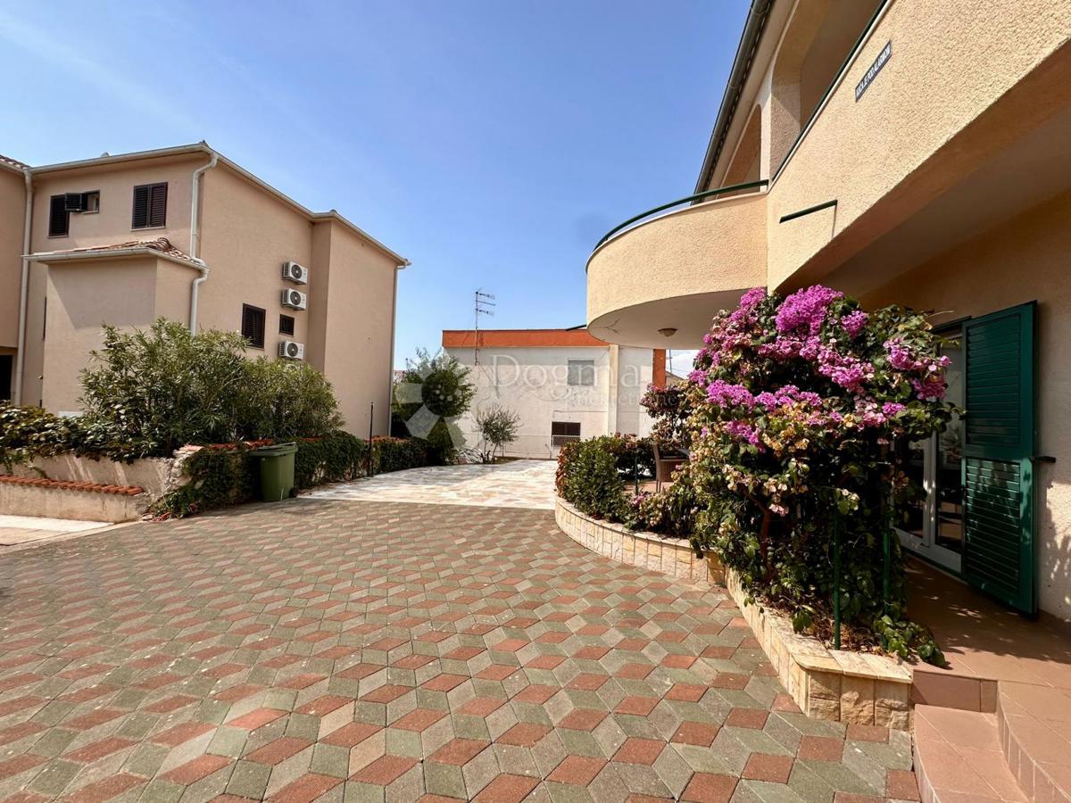 Casa Brodarica, Šibenik - Okolica, 268m2