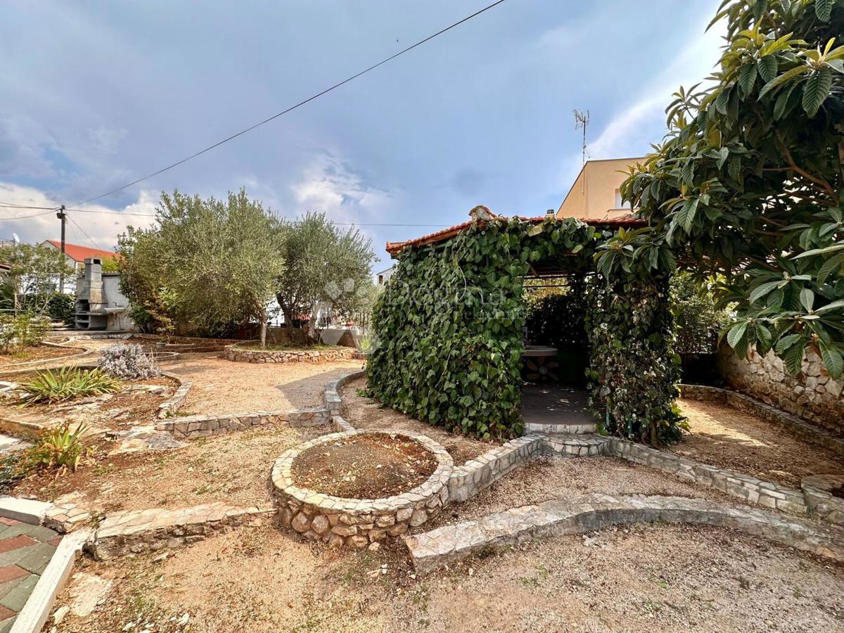 Casa Brodarica, Šibenik - Okolica, 268m2