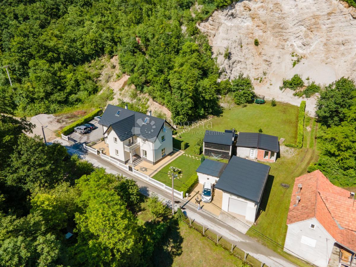 Casa Sveta Jana, Jastrebarsko - Okolica, 330m2