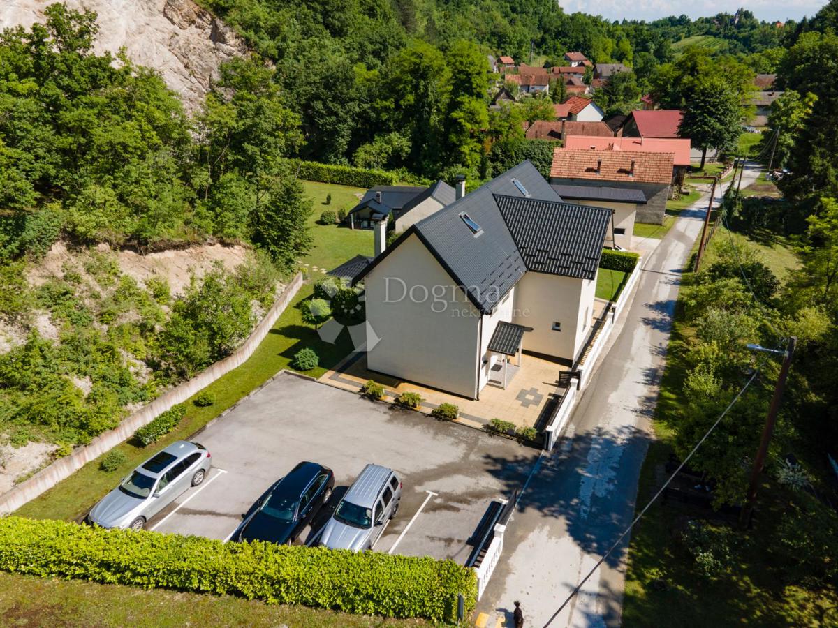 Casa Sveta Jana, Jastrebarsko - Okolica, 330m2