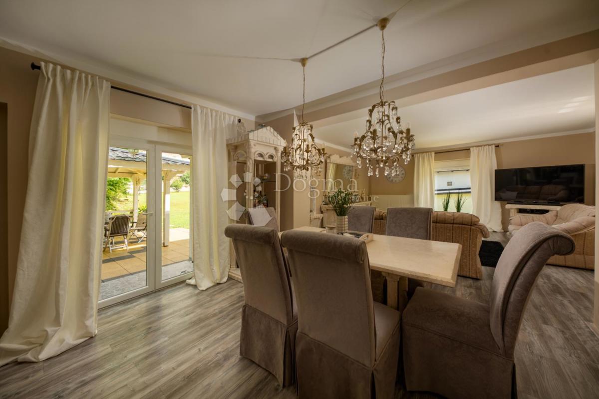 Casa Sveta Jana, Jastrebarsko - Okolica, 330m2