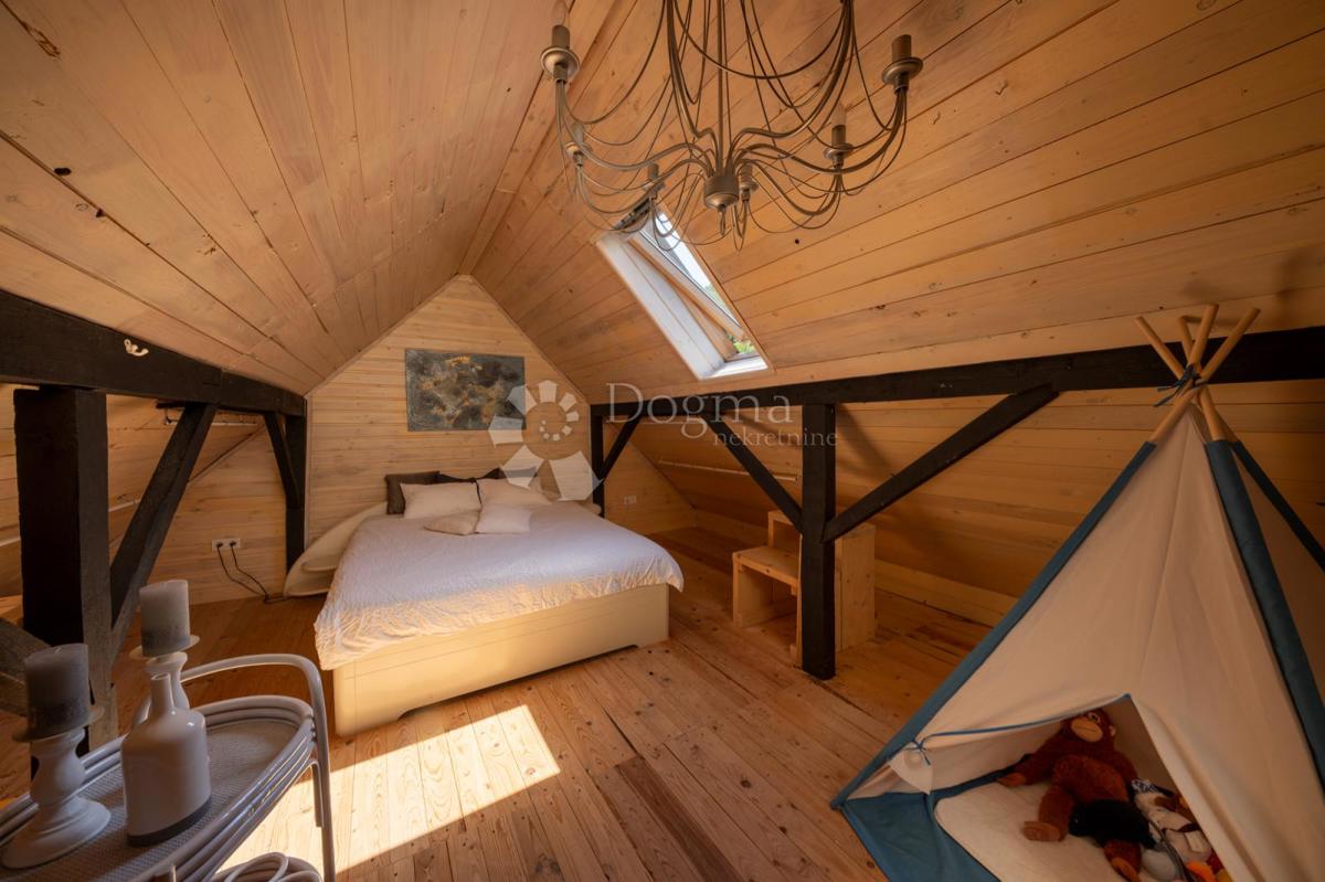 Casa Sveta Jana, Jastrebarsko - Okolica, 330m2