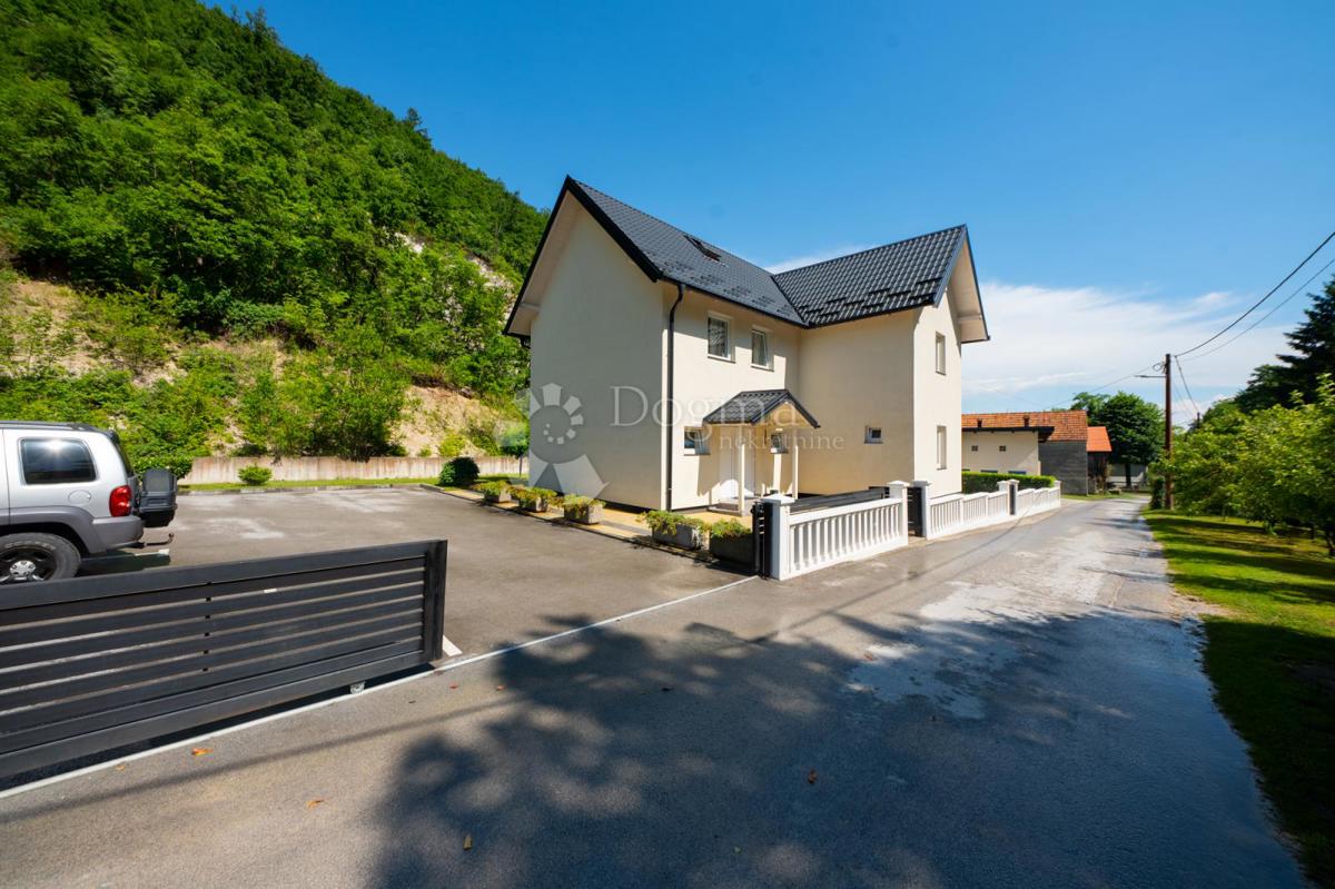 Casa Sveta Jana, Jastrebarsko - Okolica, 330m2