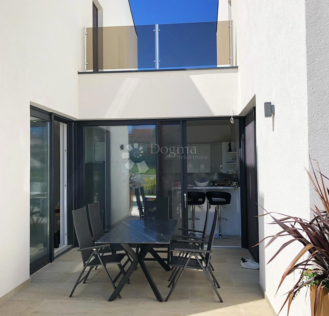 Casa Vrvari, Poreč, 547m2