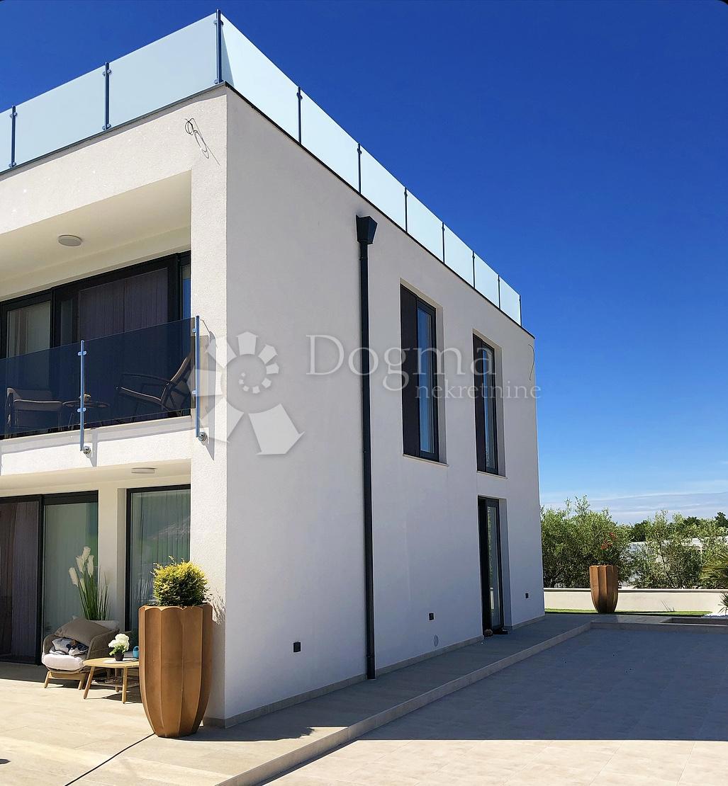 Casa Vrvari, Poreč, 547m2