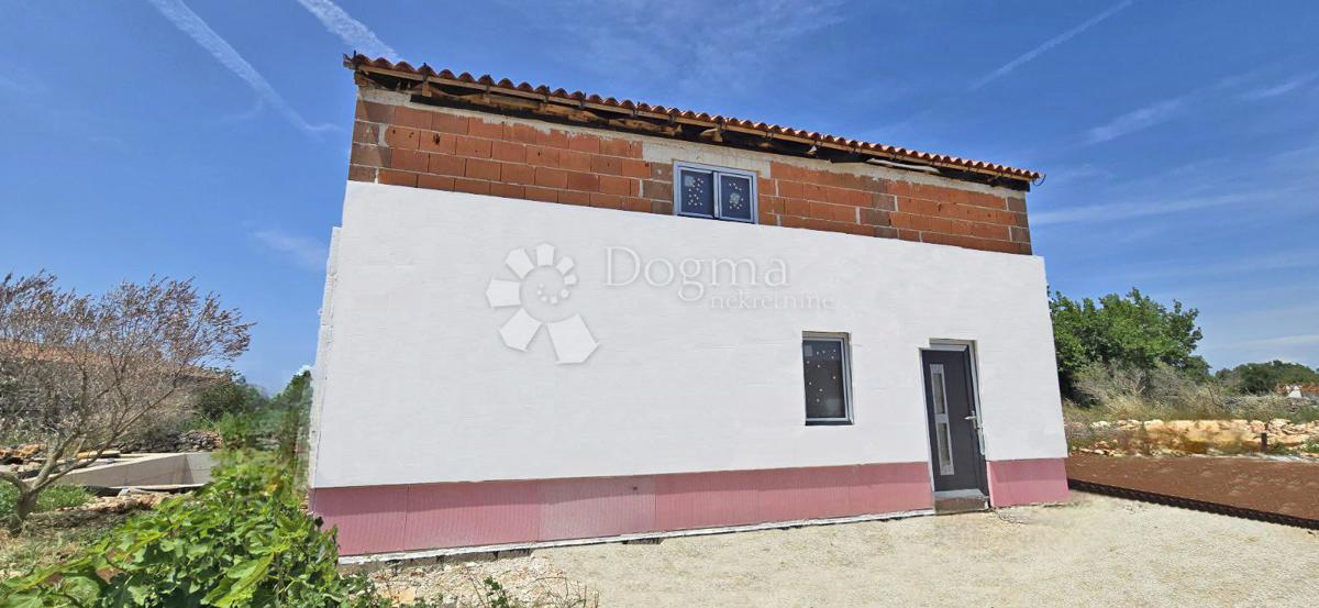 Casa Svetvinčenat, 111m2