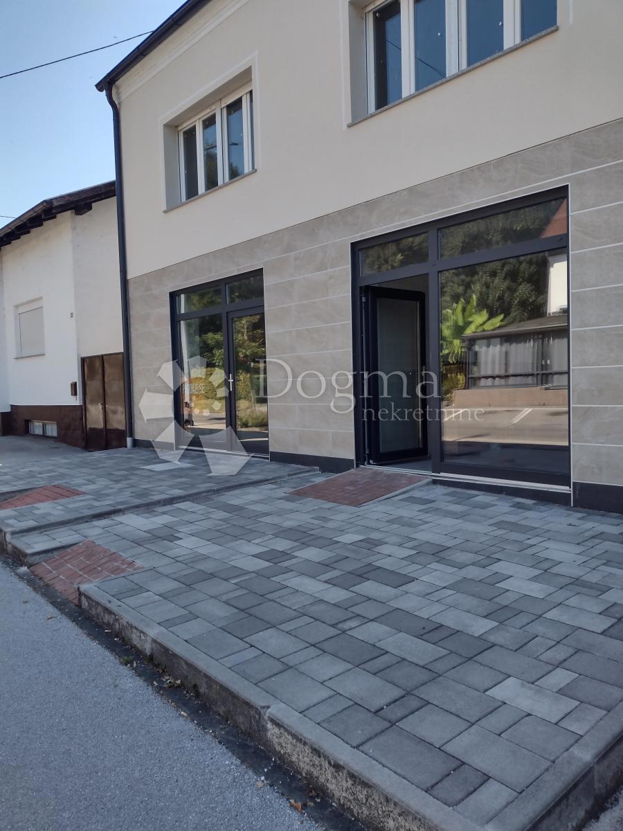 Locale commerciale Topusko, 33m2