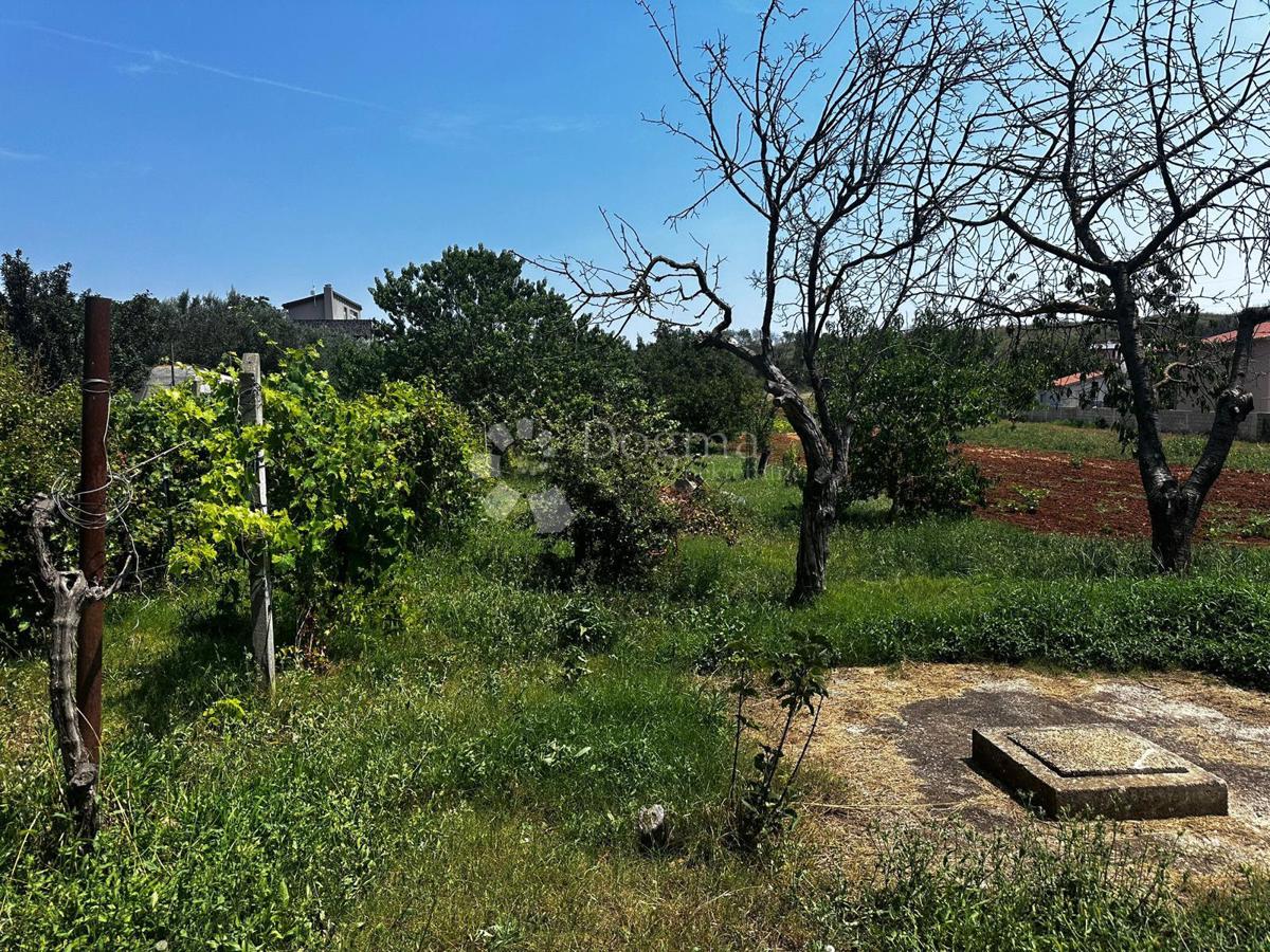 Terreno Valdebek, Pula, 8.737m2