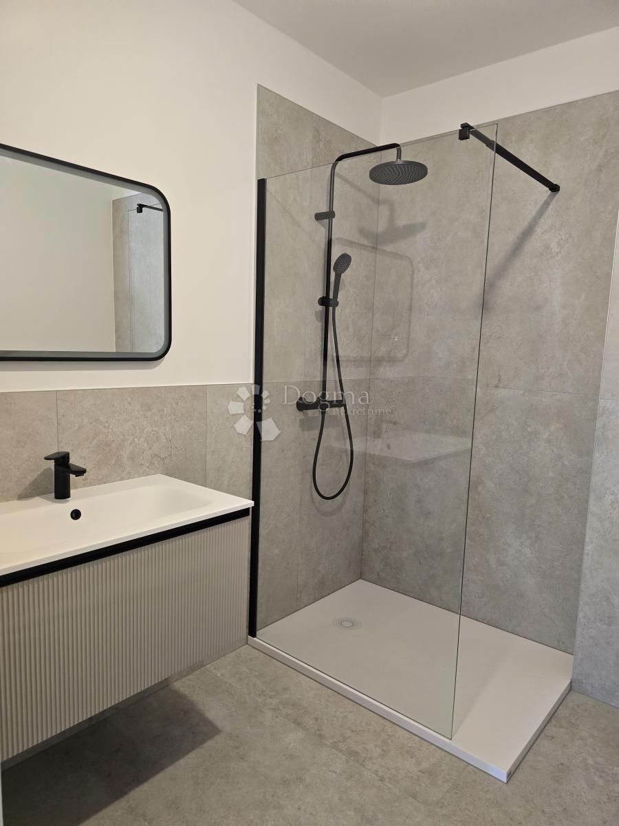 Allogio Tribunj, 75,01m2