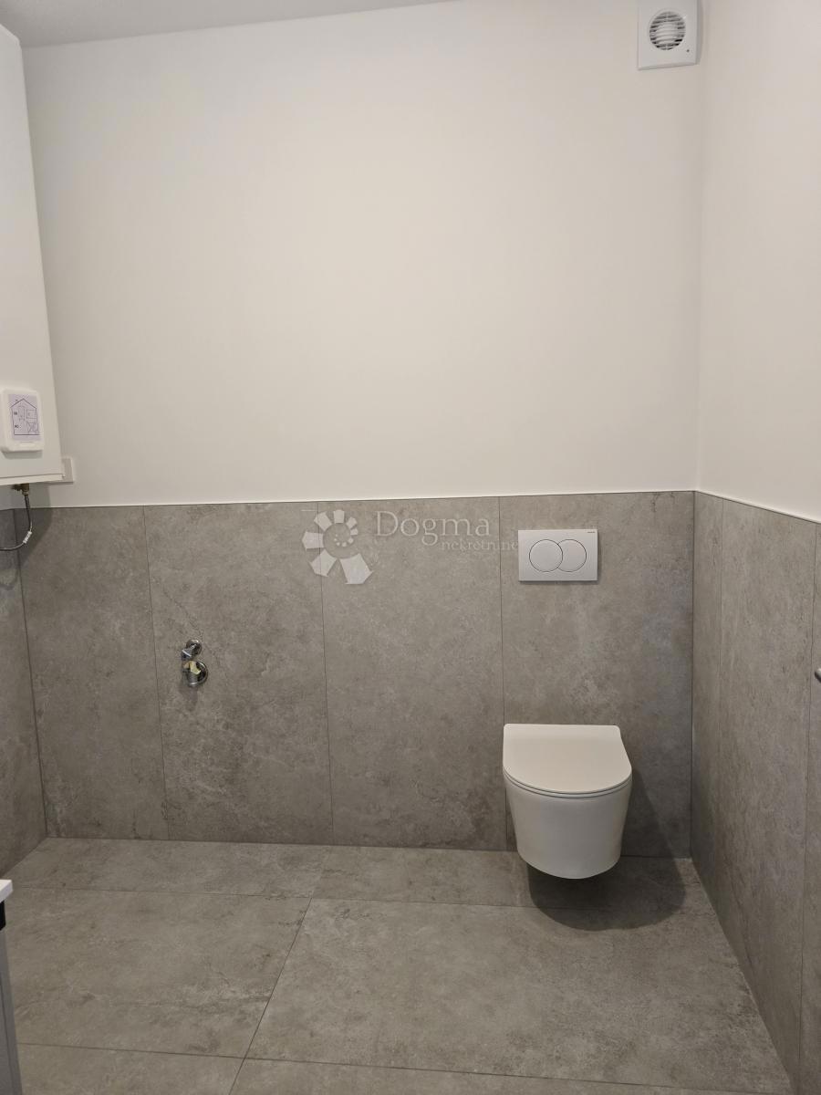 Allogio Tribunj, 75,01m2