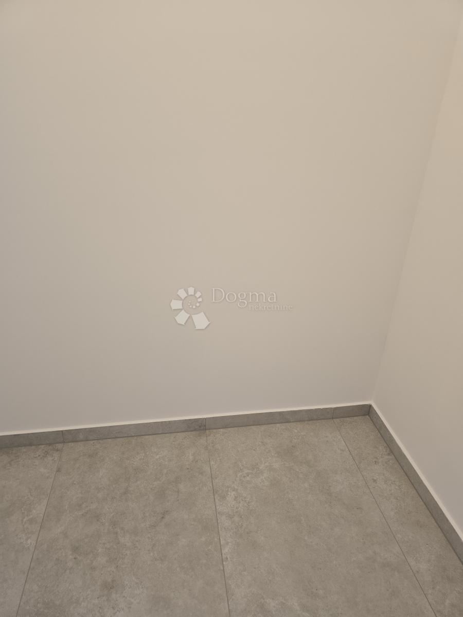 Allogio Tribunj, 75,01m2