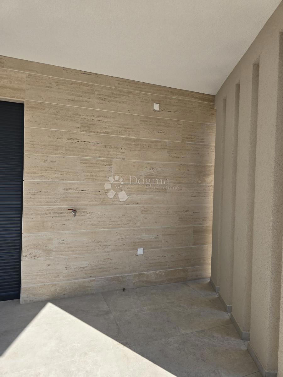 Allogio Tribunj, 75,01m2