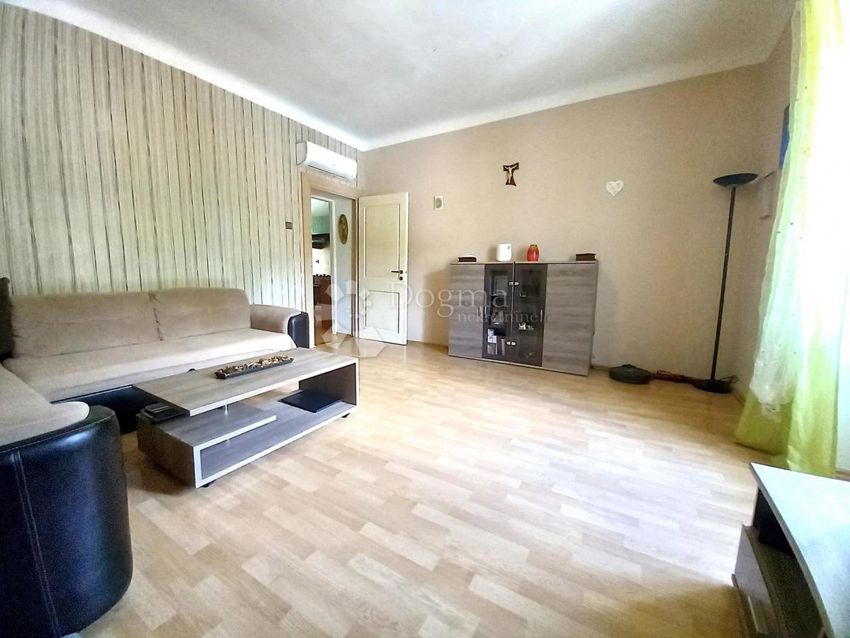 Allogio Centar, Rijeka, 46,47m2