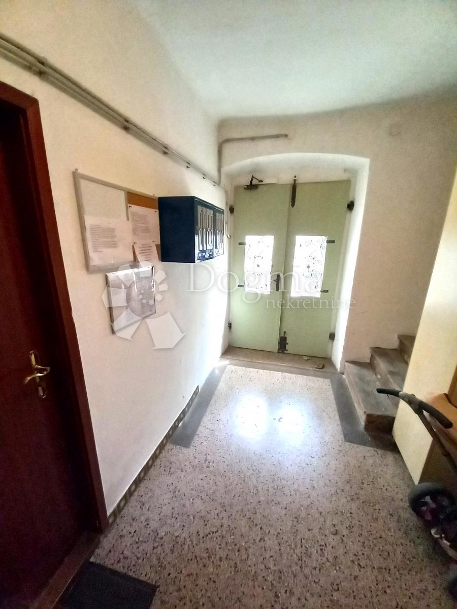 Allogio Centar, Rijeka, 46,47m2