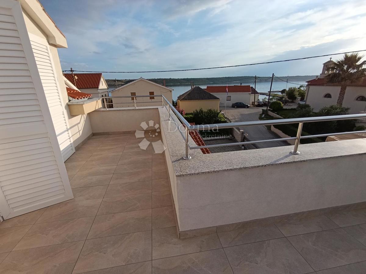 Casa Ljubač, Ražanac, 350,36m2