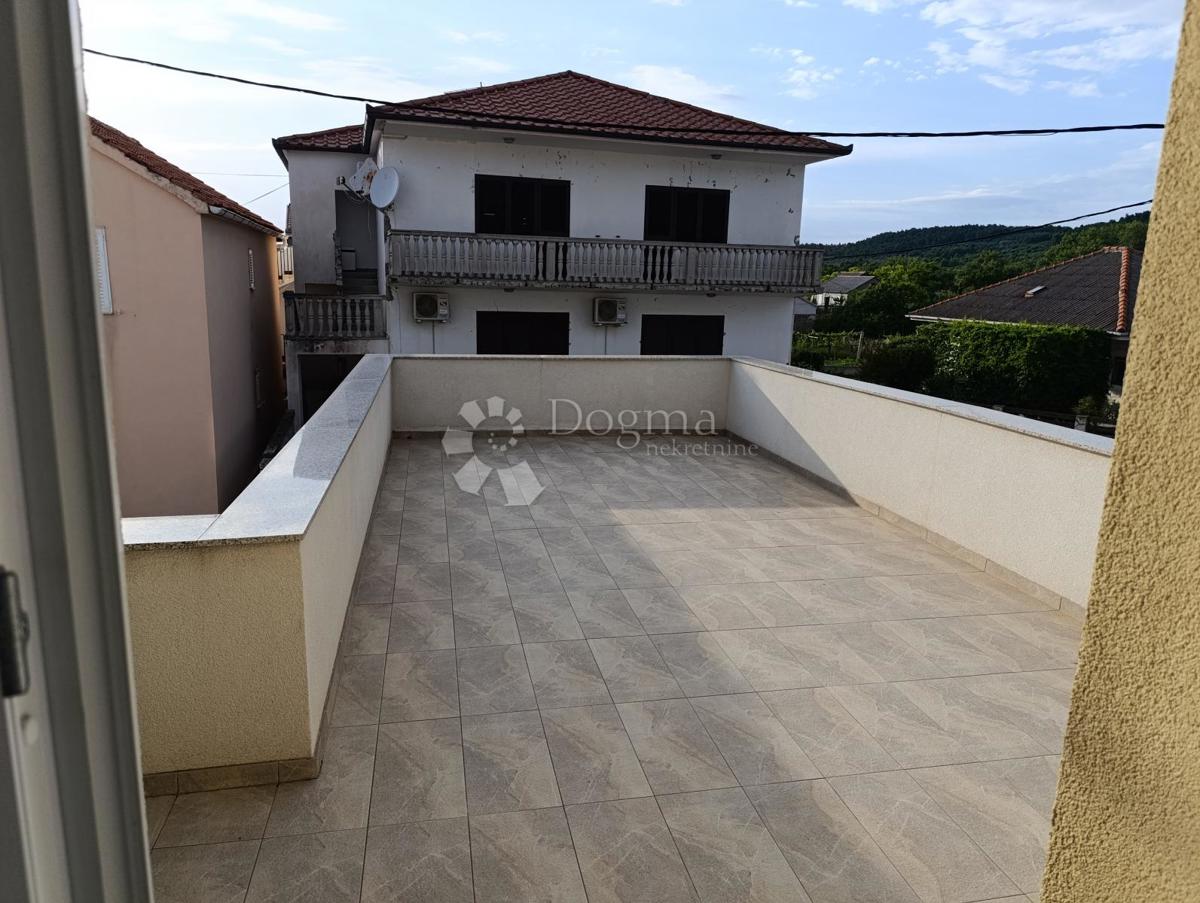 Casa Ljubač, Ražanac, 350,36m2