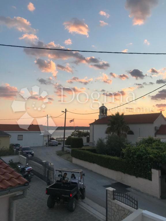 Casa Ljubač, Ražanac, 350,36m2