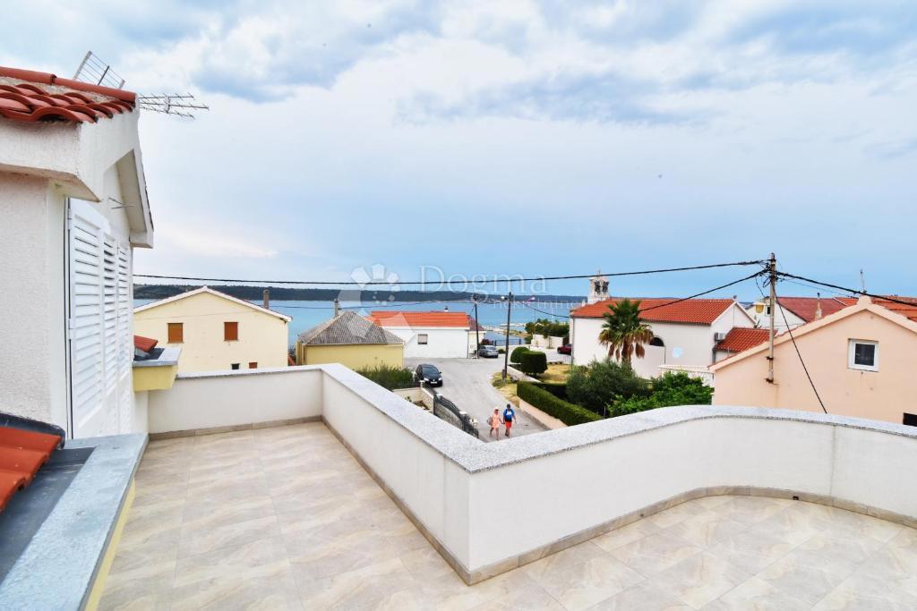 Casa Ljubač, Ražanac, 350,36m2