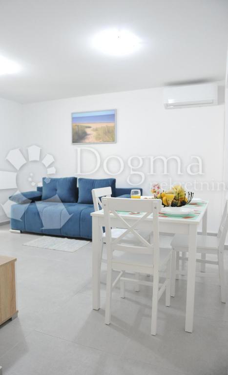 Casa Ljubač, Ražanac, 350,36m2