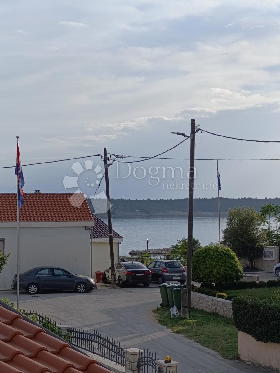 Casa Ljubač, Ražanac, 350,36m2