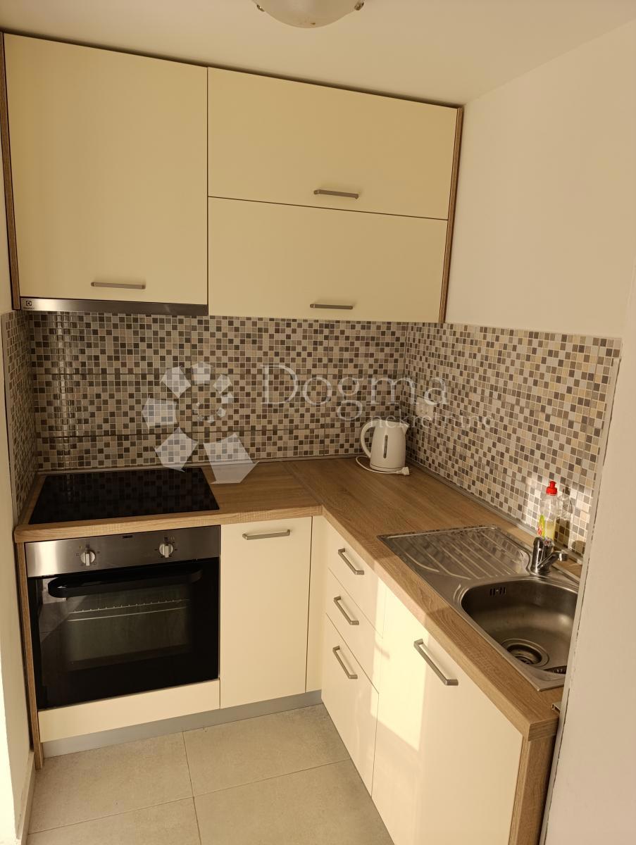 Casa Ljubač, Ražanac, 350,36m2