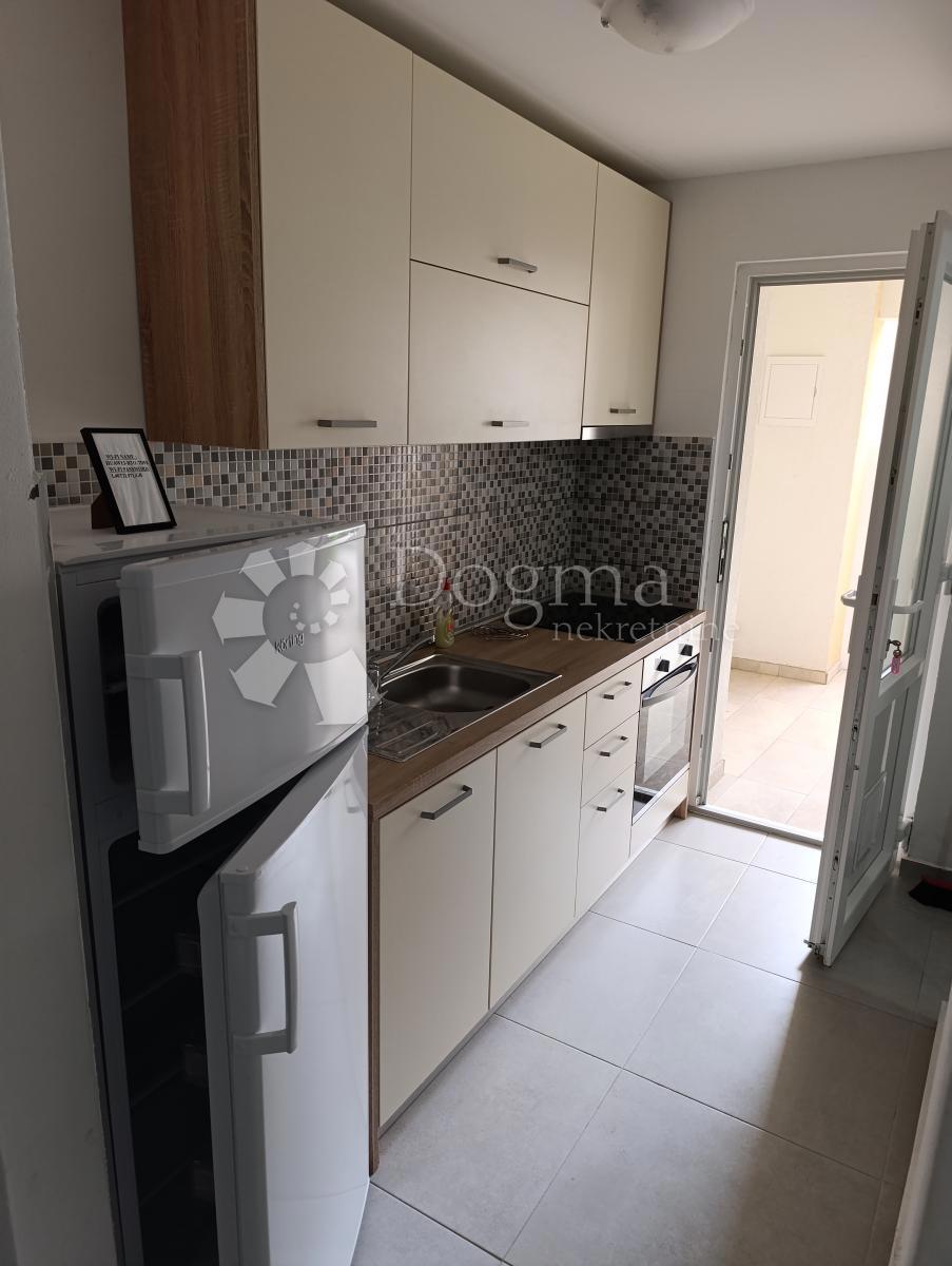 Casa Ljubač, Ražanac, 350,36m2