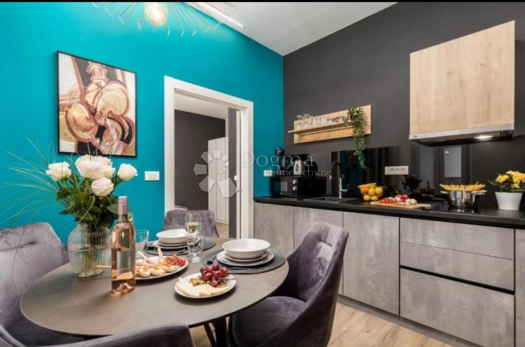 Allogio Centar, Rijeka, 135m2