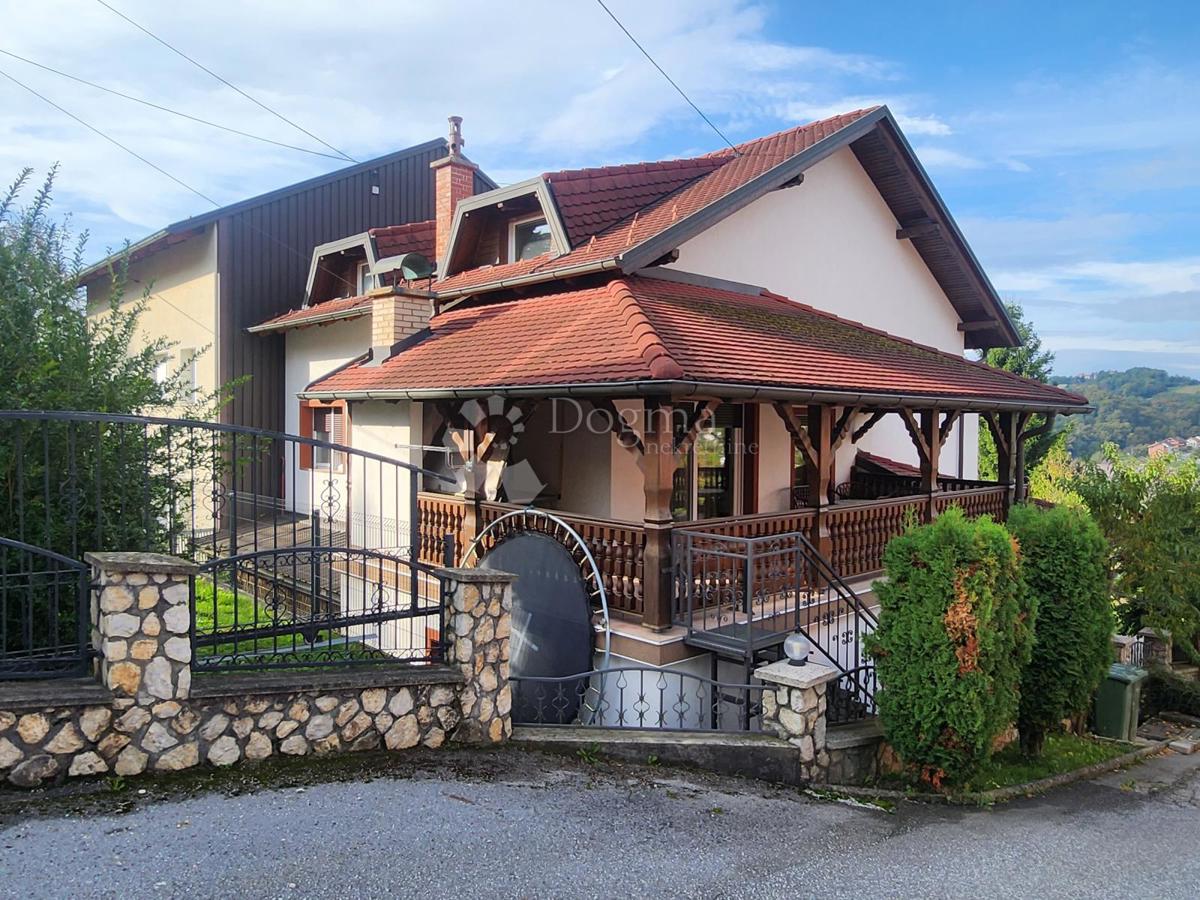 Casa Centar, Krapina, 236m2