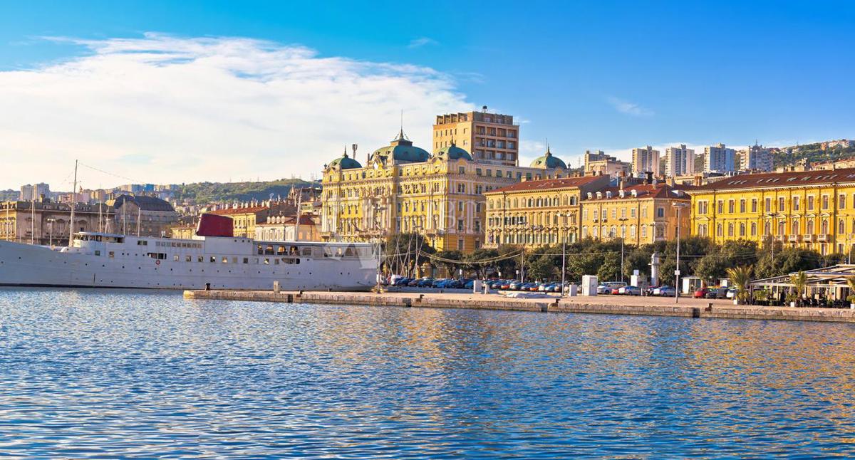 Allogio Centar, Rijeka, 83,40m2