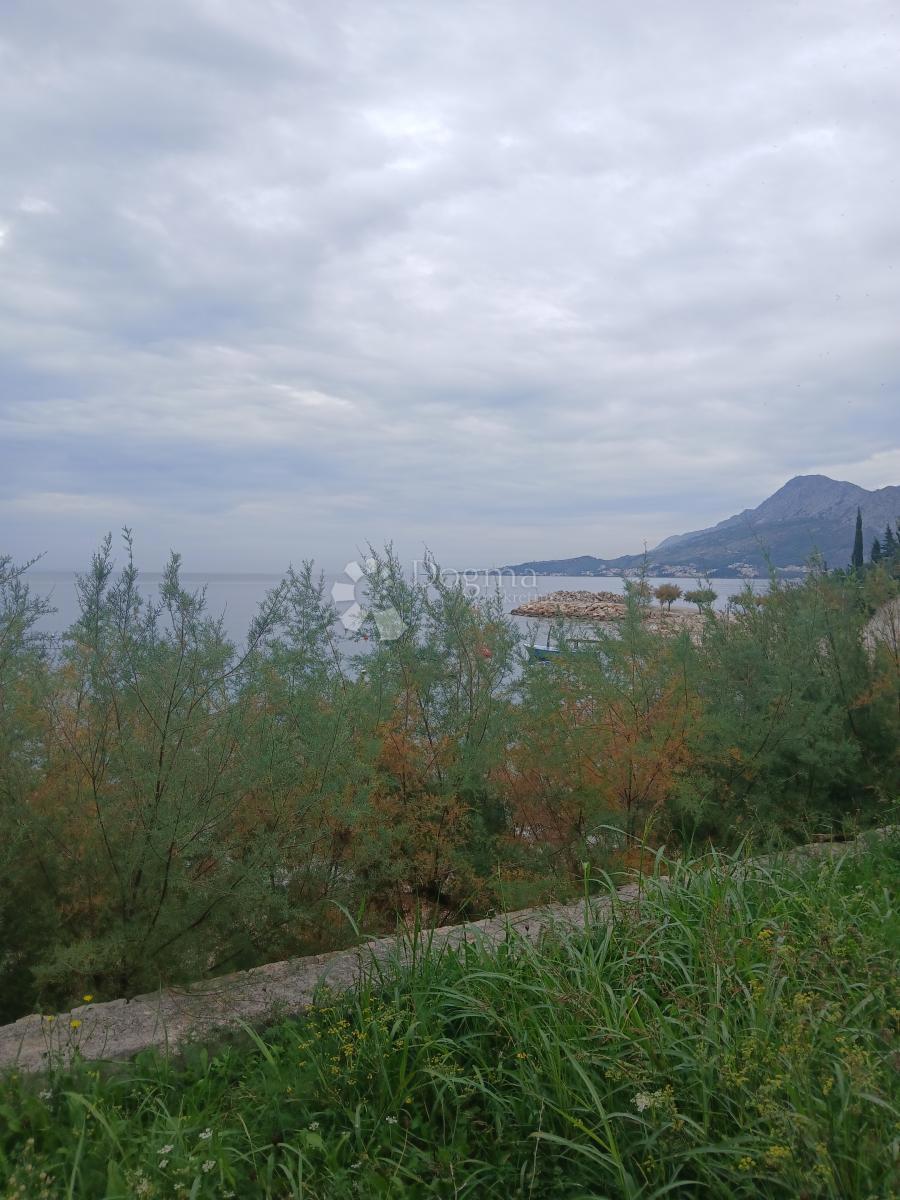Terreno Omiš, 695m2