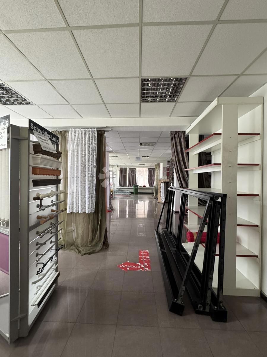 Locale commerciale Centar, Bjelovar, 354,42m2