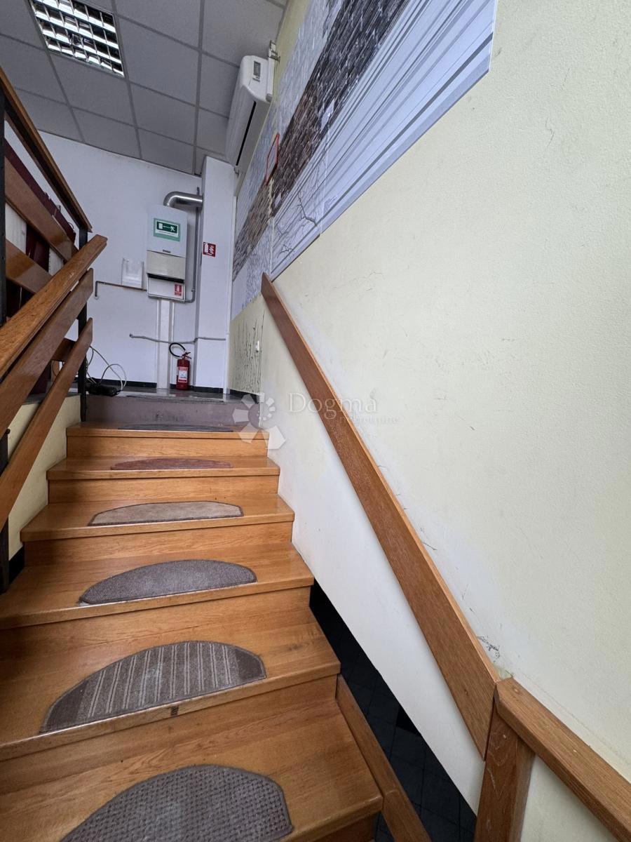 Locale commerciale Centar, Bjelovar, 354,42m2
