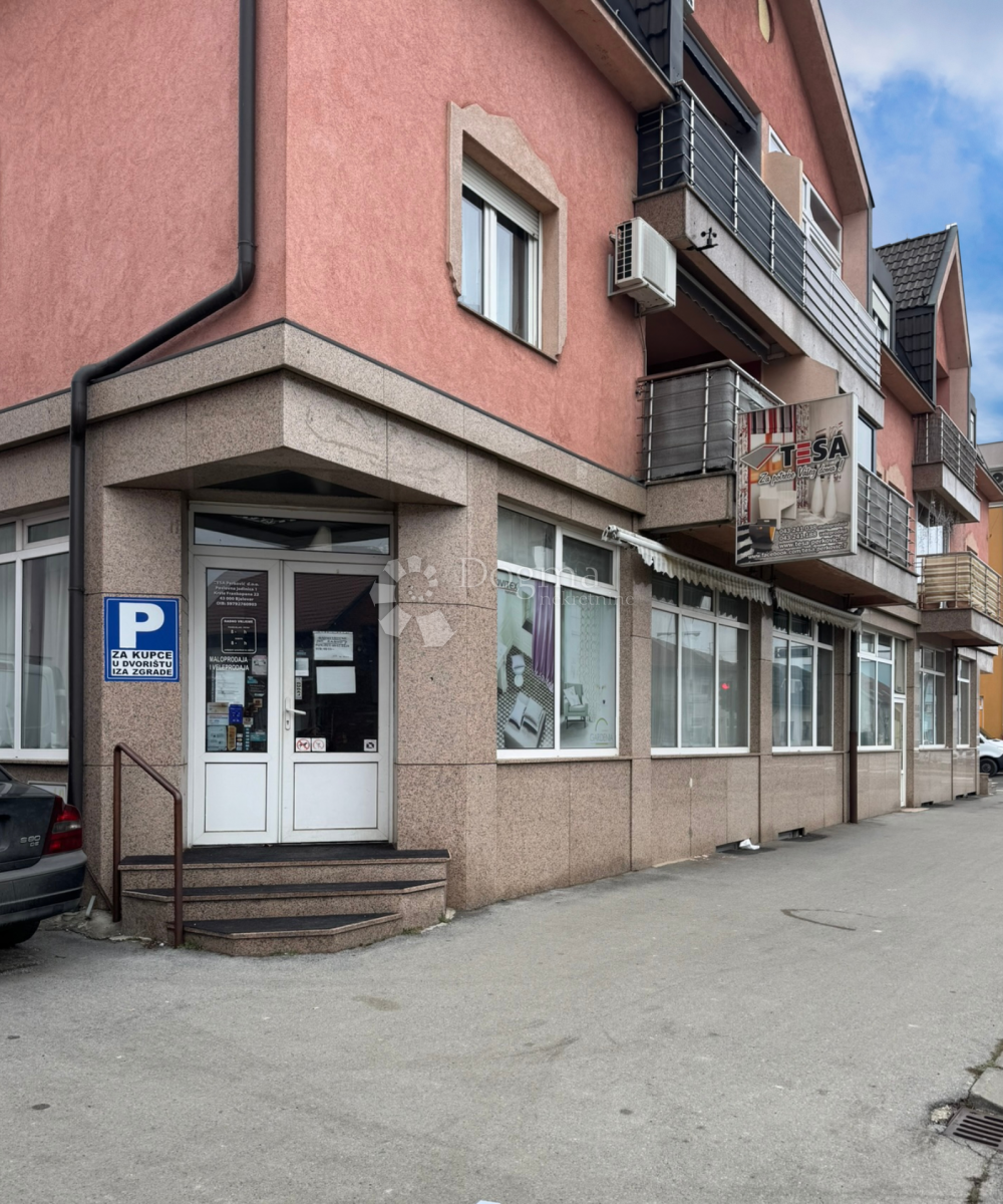 Locale commerciale Centar, Bjelovar, 354,42m2