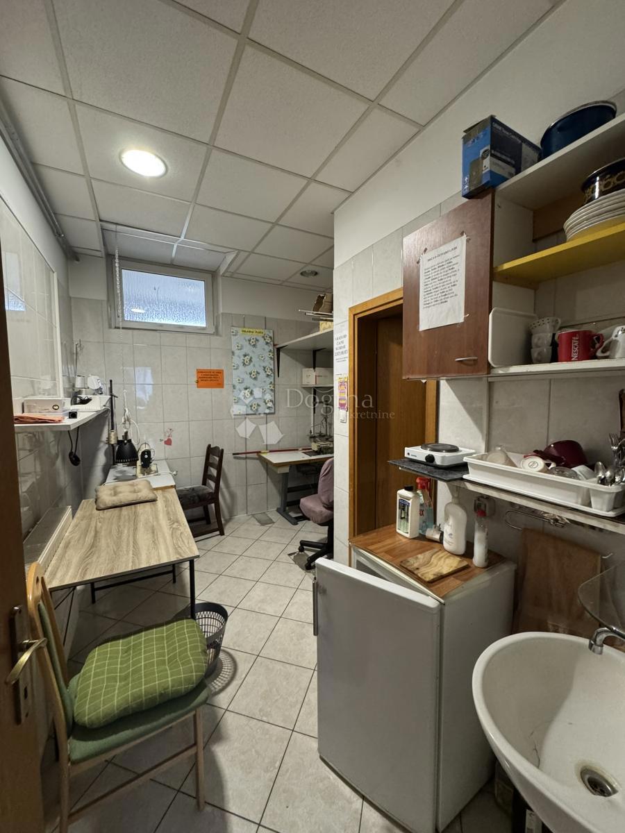 Locale commerciale Centar, Bjelovar, 354,42m2
