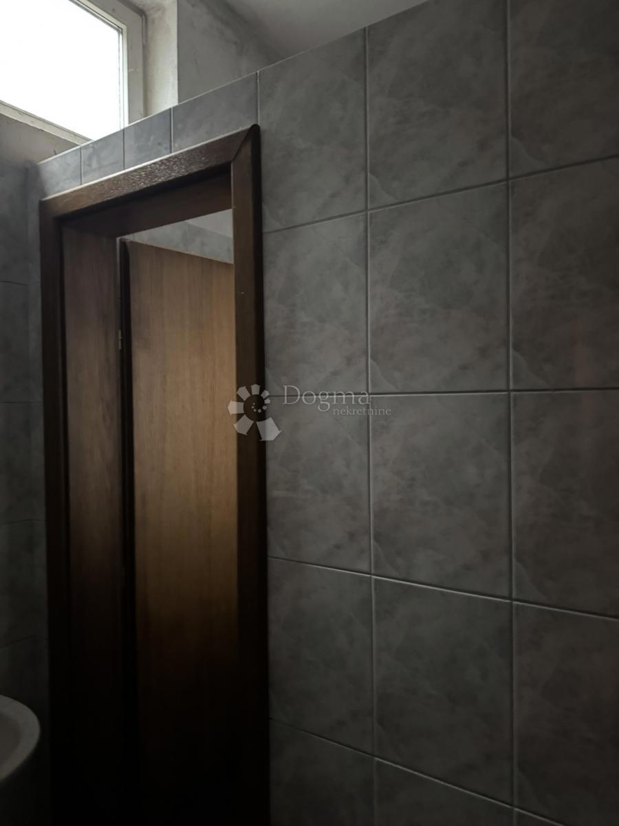 Locale commerciale Centar, Bjelovar, 354,42m2