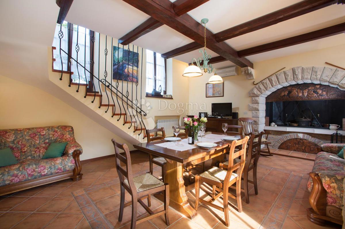 Casa Momjan, Buje, Momjan, Buje, Istarska županija, 130,80m2