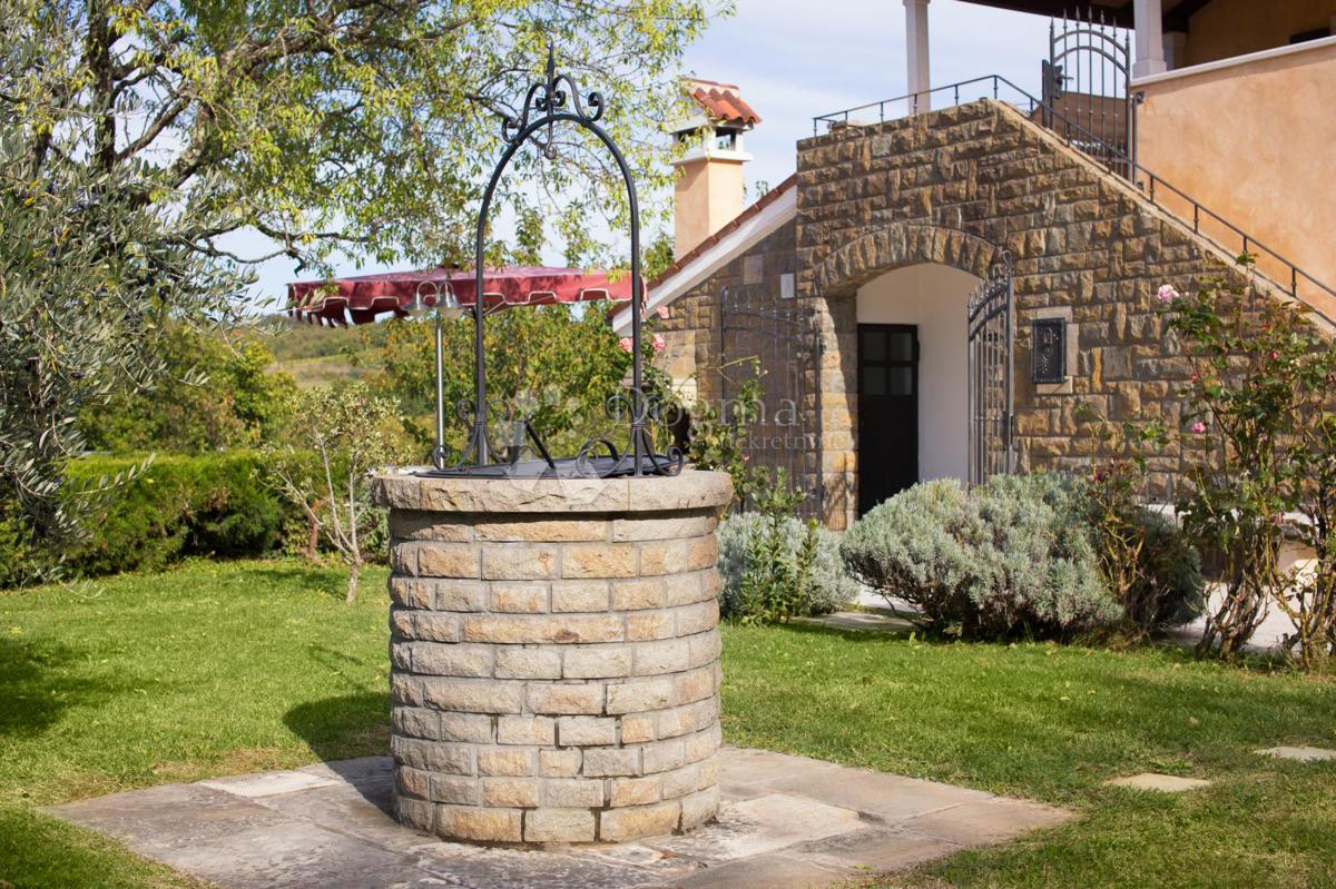 Casa Momjan, Buje, Momjan, Buje, Istarska županija, 130,80m2