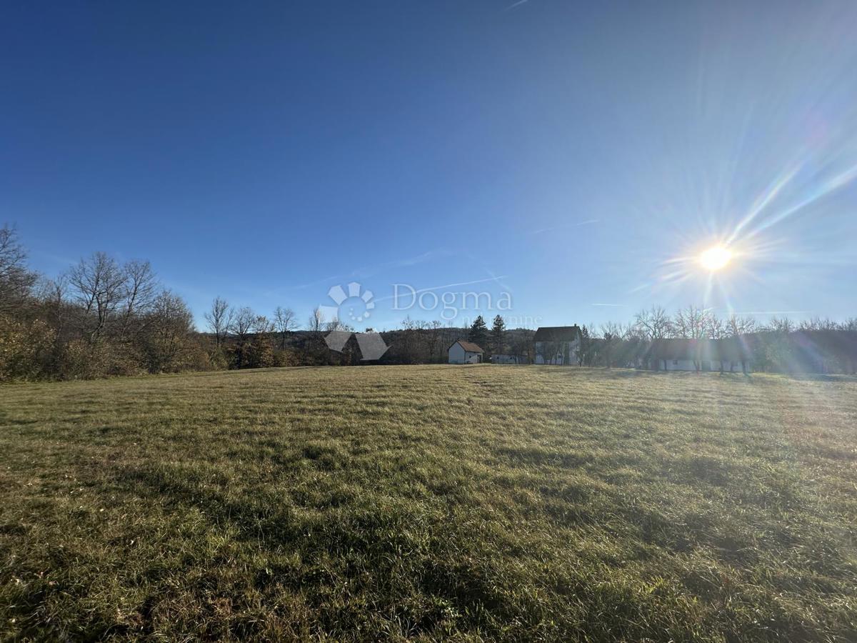 Casa Ličko Cerje, Lovinac, 250m2