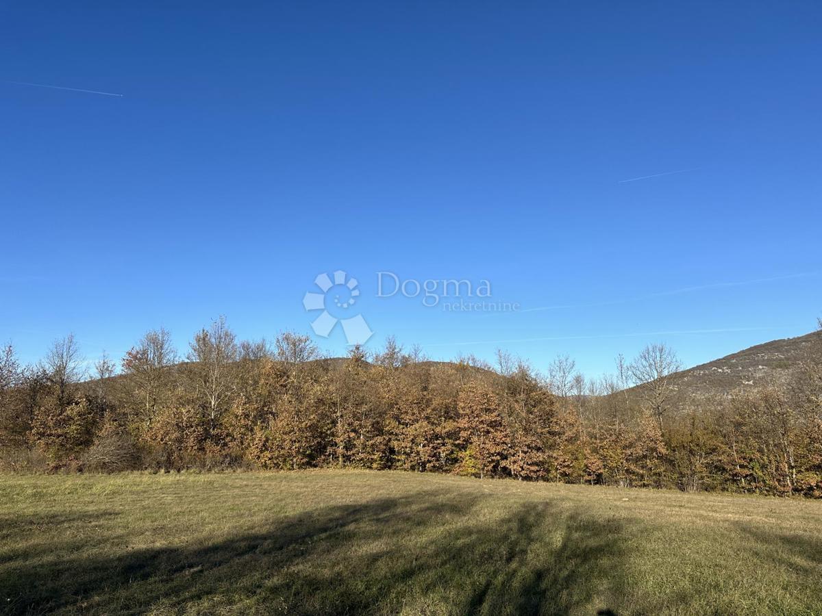 Casa Ličko Cerje, Lovinac, 250m2